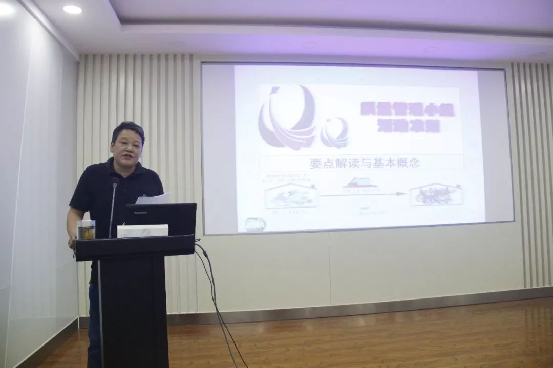 “不忘初心 錘煉匠心”系列活動(dòng)之六——交運(yùn)溫馨校車公司舉行“不忘初心、錘煉匠心”企業(yè)管理專題培訓(xùn) “不忘初心 錘煉匠心”系列活動(dòng)之六——交運(yùn)溫馨校車公司舉行“不忘初心、錘煉匠心”企業(yè)管理專題培訓(xùn)