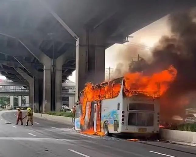 事關孩子!校車消防安全要注意! 事關孩子!校車消防安全要注意!