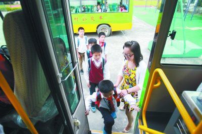 校車服務全面覆蓋陽新縣惠及1.5萬學生