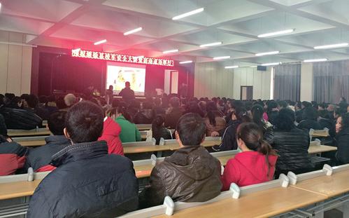 “袋鼠行動”全力護航校車安全——山西童華陽光校車公司舉辦“校車安全大講堂”