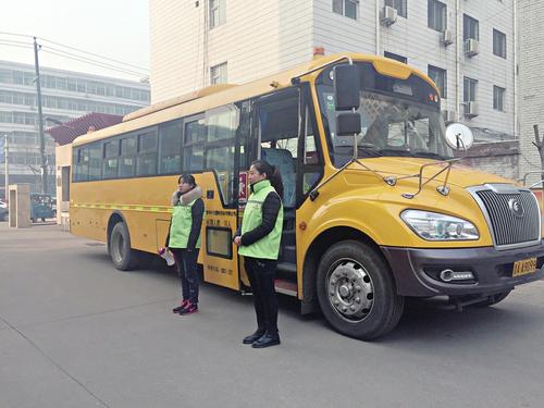 “袋鼠行動”全力護航校車安全——山西童華陽光校車公司舉辦“校車安全大講堂”