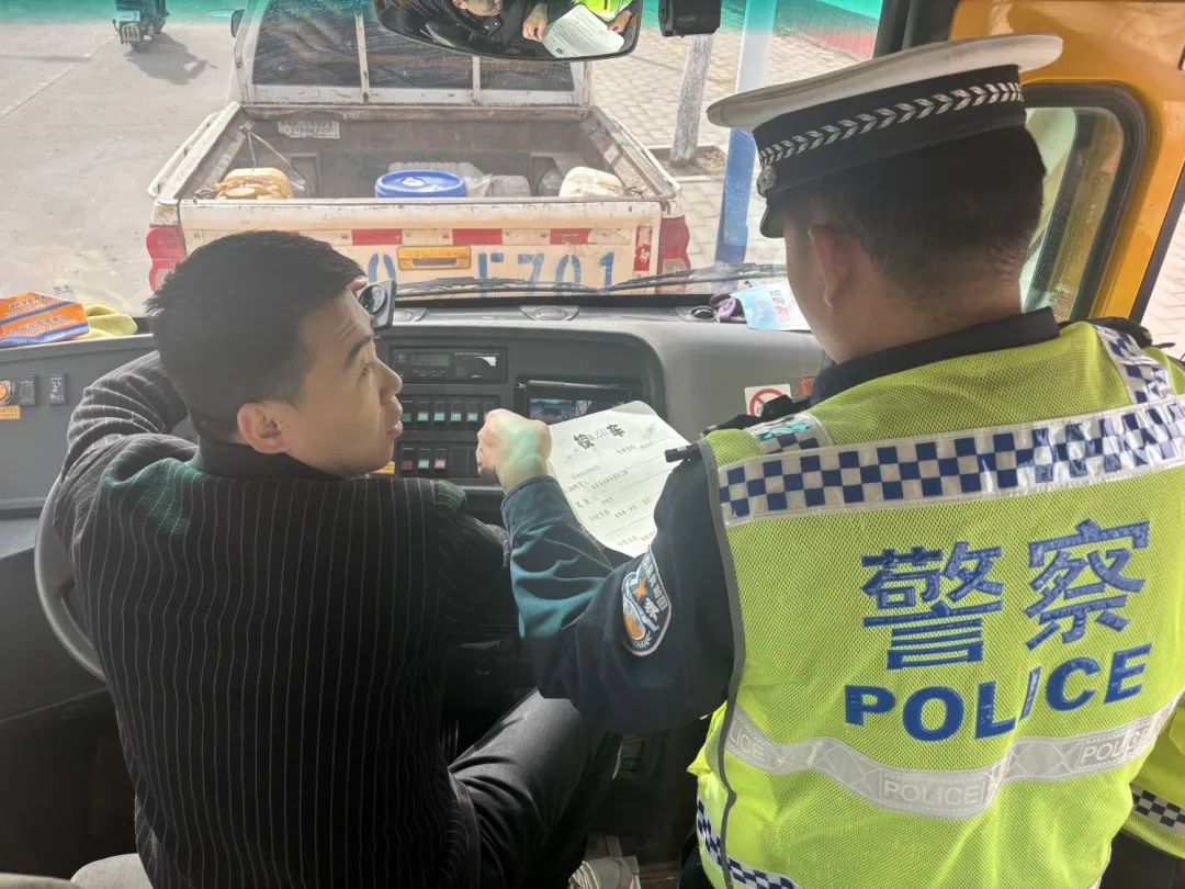 春季攻防宣丨校車安全“大檢查” 筑牢學生“安全路” 圖片